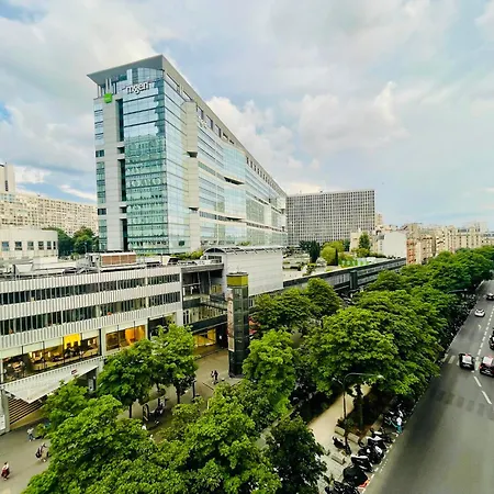 Montparnasse 3 * باريس